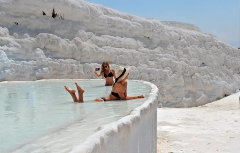 Private 2-Day Ephesus and Pamukkale Tour by Flight